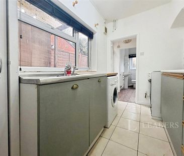 3 bedroom terraced house to rent - Photo 6
