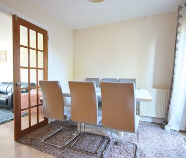 Turnpike Road, Highworth, Swindon, Swindon, SN6 - Photo 2