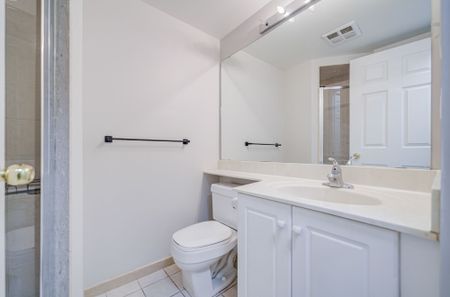 For Lease - 7 Lorraine Drive Unit# 2315, Toronto, Ontario - Photo 4