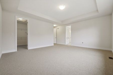 For Lease - 1367 Wheat Boom Drive, Oakville, Ontario - Photo 4