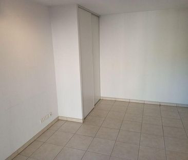 Location Appartement 2 pièces 45m² LE CANNET 06110 - Photo 2