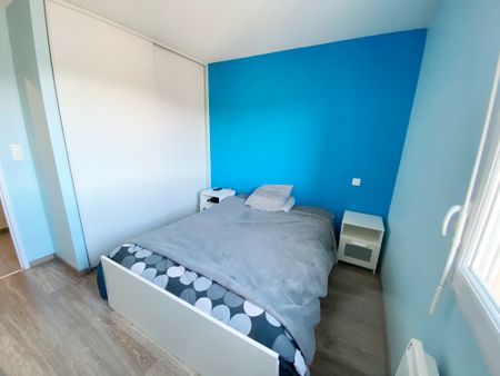 Location Appartement 3 pièces 68m² ONET LE CHATEAU 12850 - Photo 2