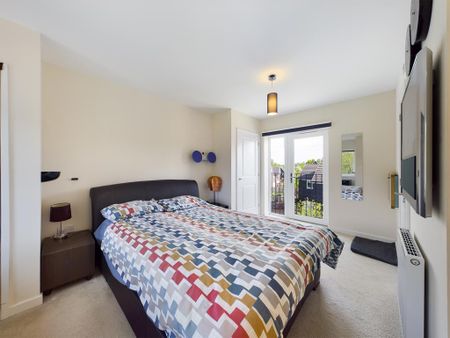 4 bedroom detached house to rent - Photo 4