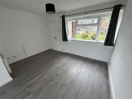 2 bedroom terraced house to rent - Photo 2