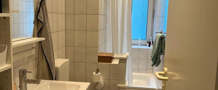 Nachmieter für 2 Zimmerwohnung gesucht - teilmöbliert! - Photo 1