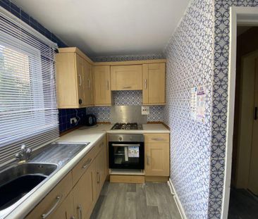1 bedroom in a house share to rent - Photo 6