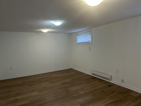 For Lease - 70 Bunnell Crescent, Toronto, Ontario - Photo 1