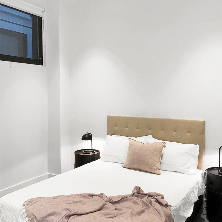 Furnished Bespoke Botanica Complex Apartment - Photo 1