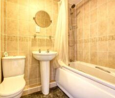 2 BEDROOM House - Mid Town House - Photo 3