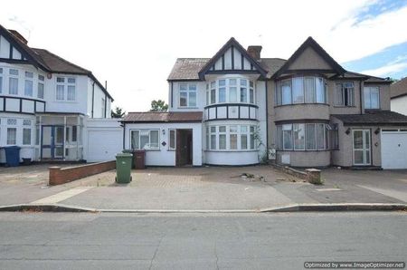 Kenton Park Crescent, Harrow, HA3 - Photo 3