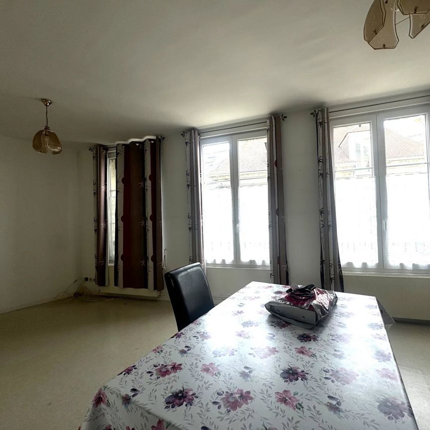 Location Appartement 3 pièces 80 m2 à Villers-Cotterêts - Photo 1