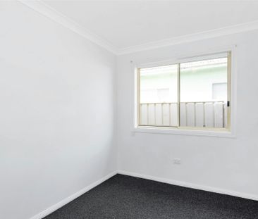 Family Home Close to Lake Macquarie - Photo 6