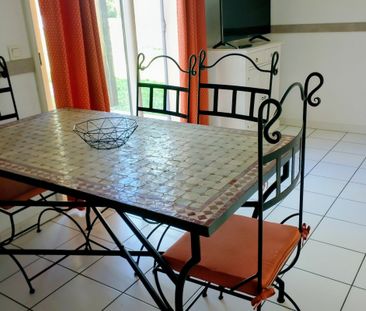 À louer à Saint-Saturnin-lès-Avignon, au sein de la résidenc - Photo 4