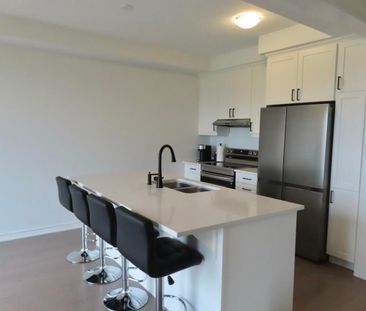 For Lease - 50 Yorkshire Drive, Barrie, Ontario - Photo 2