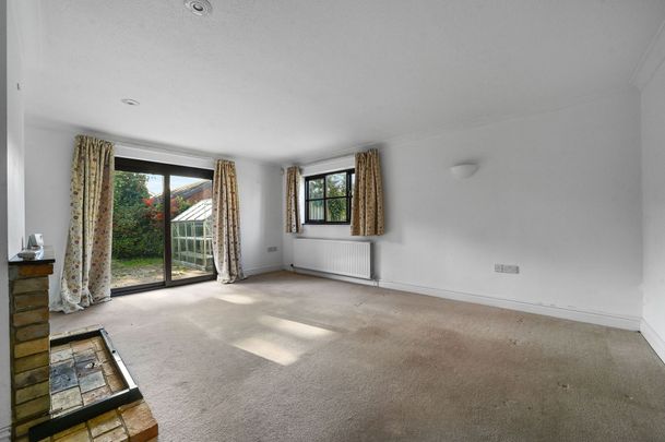 Ipswich Road, Woodbridge, IP12 - Photo 1