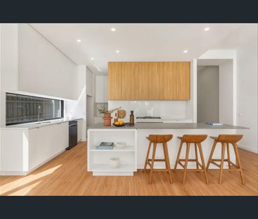 Modern Excellence in a Leafy Parkside Setting - Photo 5