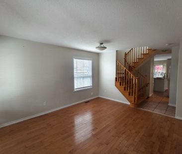 For Lease - 68 Waterton Crescent, Richmond Hill, Ontario - Photo 1