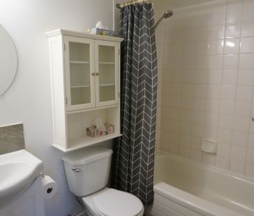 For Lease - 316 Lorry Greenberg Drive Unit# 217, Hunt Club - South ... - Photo 2