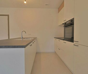 Nieuwbouw BEN 2-slaapkamerappartement met garage in Beveren - Photo 5