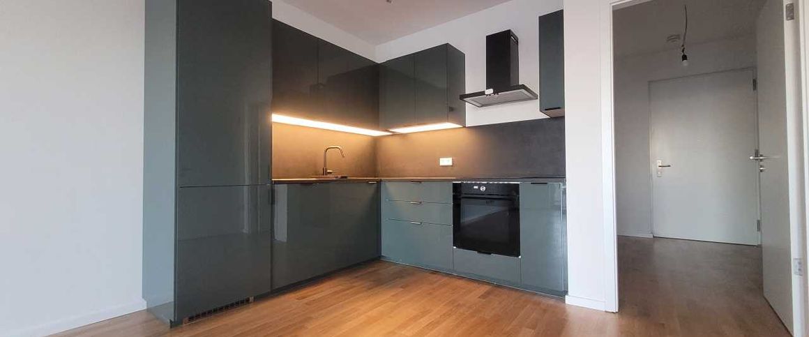 Perfekte Single- oder Pärchen-Wohnung! Modern, Neubau, tolle Lage, toller Wasserblick! - Photo 1