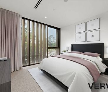 LUXURY APARTMENT IN THE HEART OF BRADDON - Photo 2