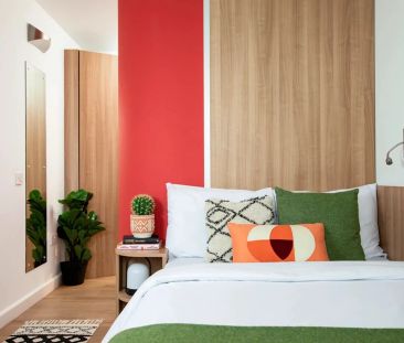 Large Standard Double Ensuite - Photo 6