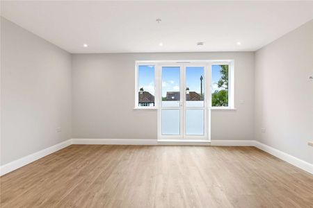 A modern two bedroom, two bathroom apartment with allocated parking - Photo 3