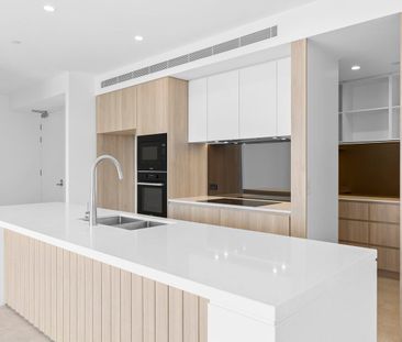Luxury Coastal Living at EVA – Three Bedrooms, Three Bathrooms + Study - Photo 4