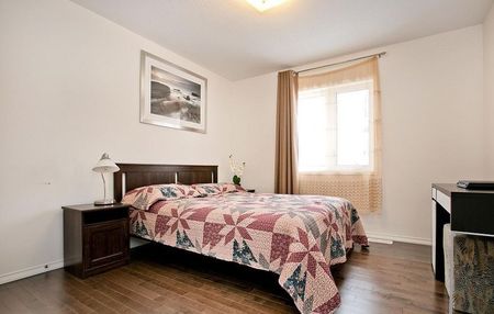 For Lease - 27 Lloydminster Avenue, Ajax, Ontario - Photo 5