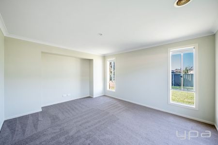 Spacious Family Home in a Great Location! - Photo 2