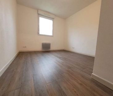 CHARMES (88130) - Appartement - Photo 6