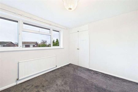 Hawkesbury Drive, Calcot, Reading, Berkshire, RG31 - Photo 3