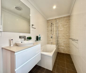 Charming Coastal Retreat in Blue Bay - Photo 6