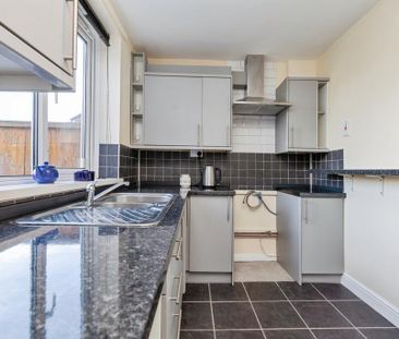 2 bedroom house to rent - Photo 3