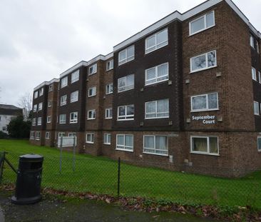 2 bedroom flat to rent - Photo 2