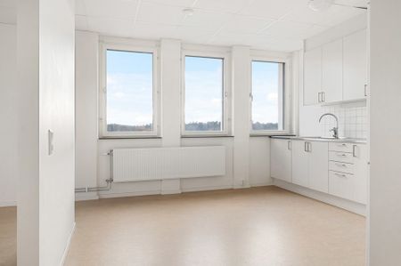 Fannalundsvägen 12, 74943, Enköping - Photo 2