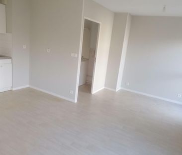 A louer sur NOYAL CHATILLON SUR SEICHE - un studio de 27 m², lumine... - Photo 3