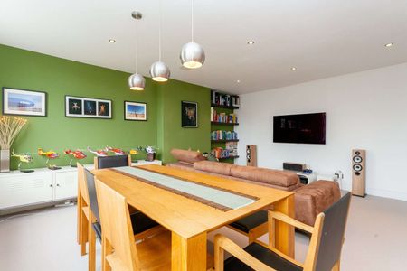 Link House, 195 Bow Road, London, E3 2TD - Photo 5