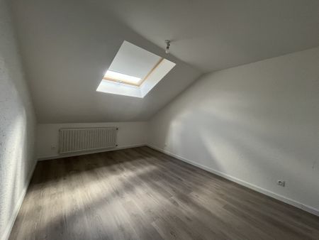 Location Appartement 3 pièces 57m² JOEUF 54240 - Photo 3