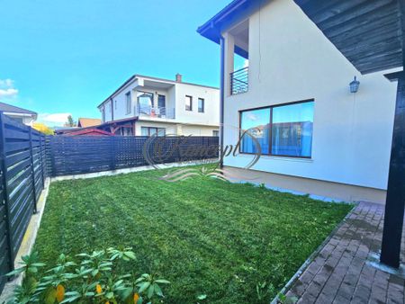 Duplex cu finisaje moderne pe strada Florilor - Fotografie 5