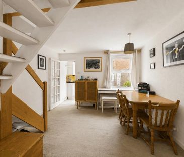 2 bedroom terraced house to rent - Photo 2