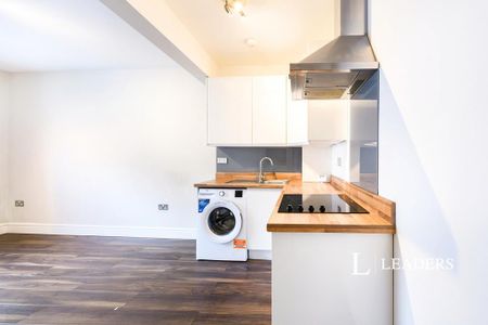 1 bedroom flat to rent - Photo 4