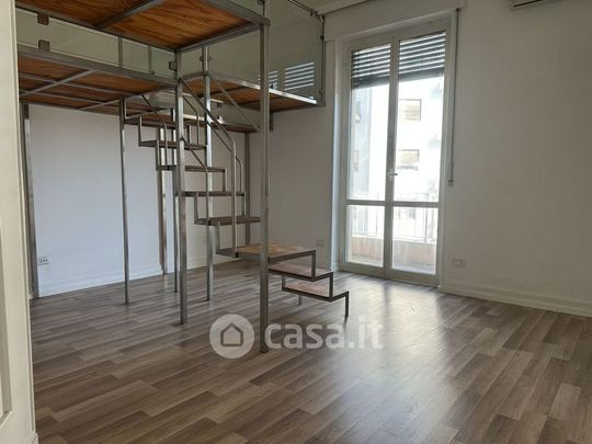 Appartamento in Affitto in Via Ugo Foscolo 7 a Palermo - Photo 1