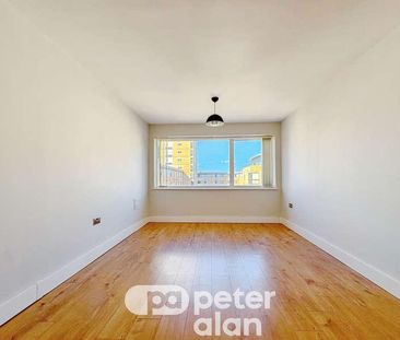 Falcon Drive, Cardiff Bay, Cardiff, CF10 - Photo 2