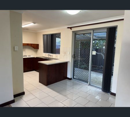 Unit 2/45 Kinsella St, Joondanna, WA 6060 - Photo 3