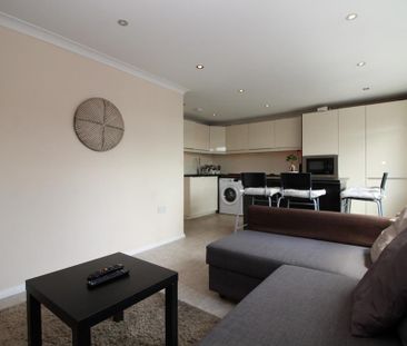 4 bedroom house to rent - Photo 3