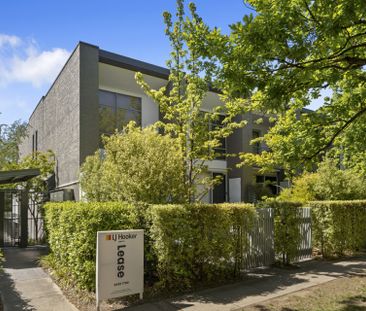 Beautifully Presented Townhouse! - Photo 5