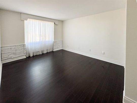 Unit 1106: Entire unit - Photo 1