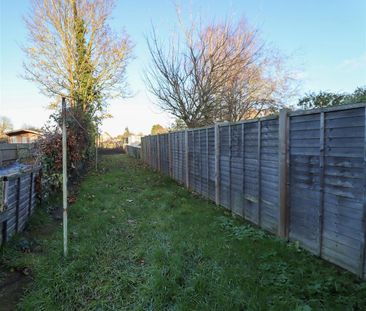 2 bedroom terraced house to rent - Photo 3