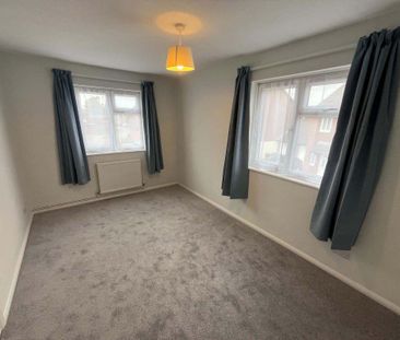 1 bedroom semi-detached house to rent - Photo 3